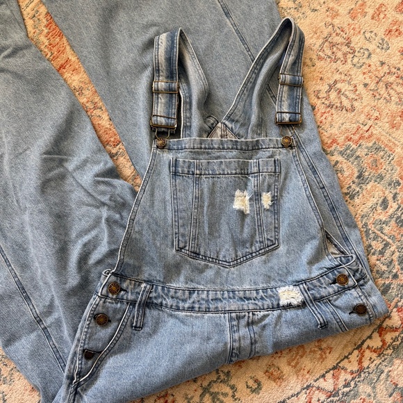 Wisteria Lane Super Wide Leg Denim Distressed Overalls — Size Medium - Picture 4 of 8